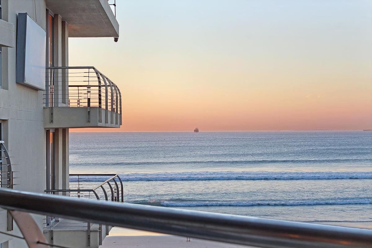 Lagoon 202 By Hostagents * Le Cap